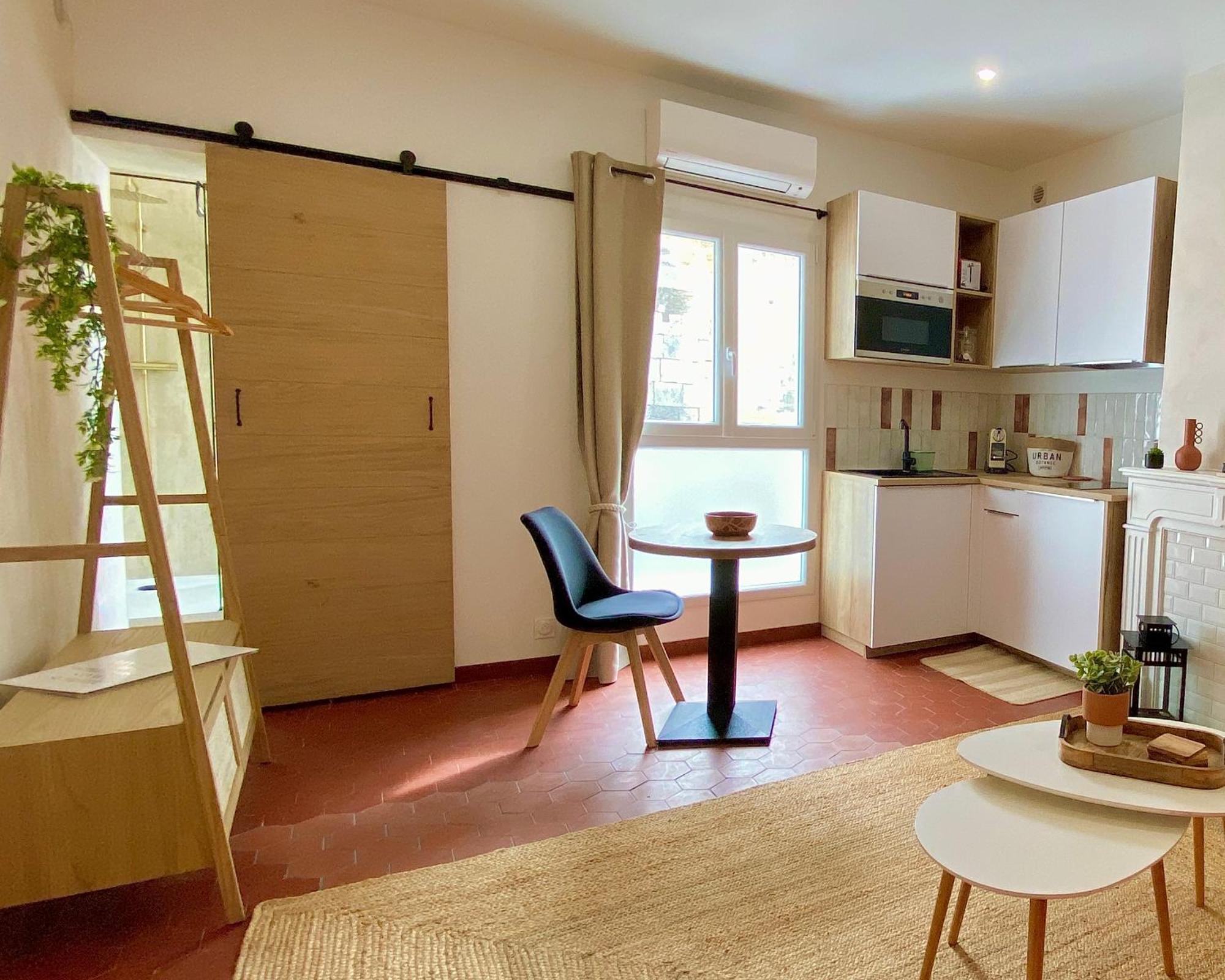 Apartment En Plein Coeur Du Centre Historique Aigues-Mortes